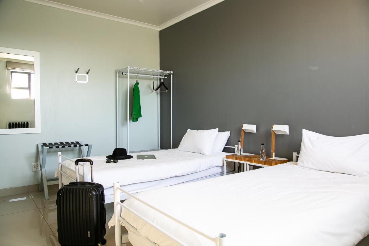 Zzzone Boutique Hostel Hermanus Exterior foto