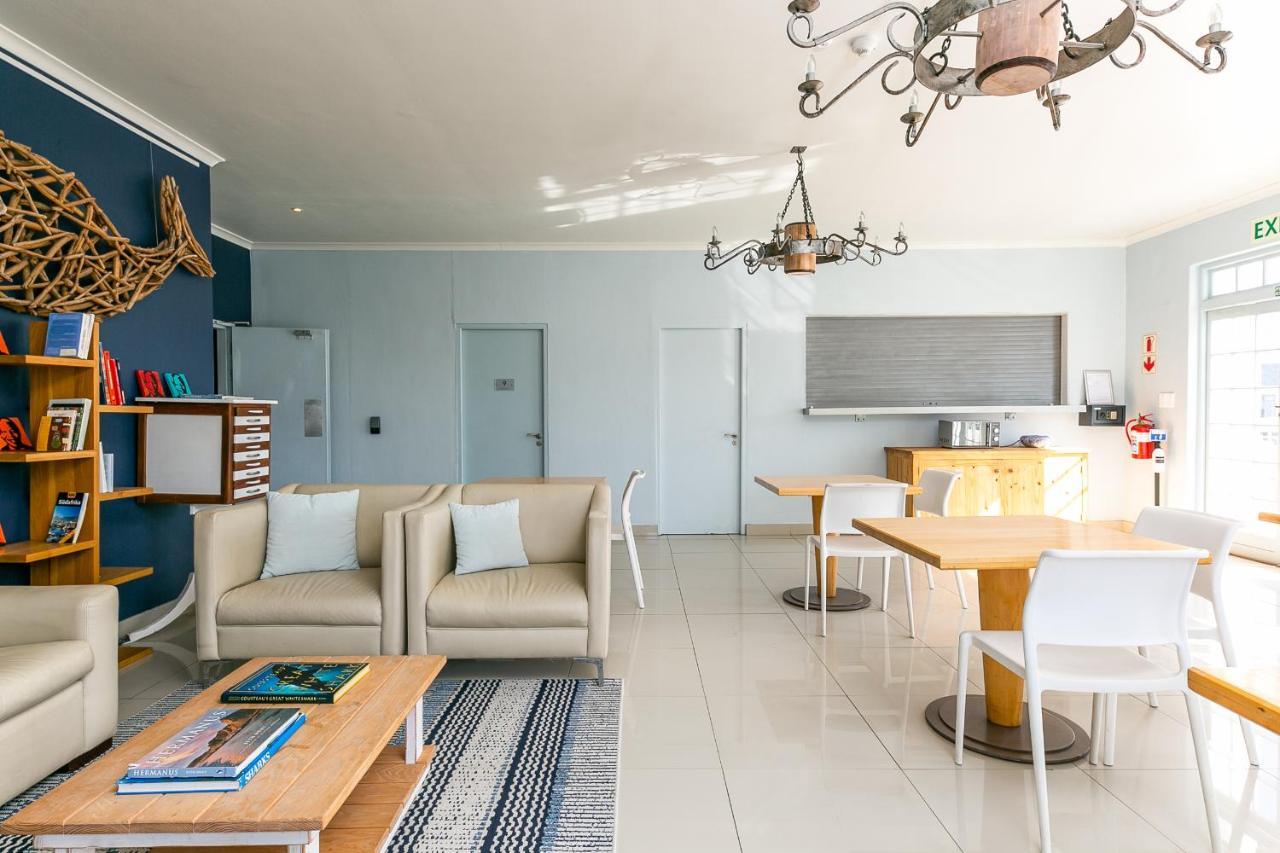 Zzzone Boutique Hostel Hermanus Exterior foto