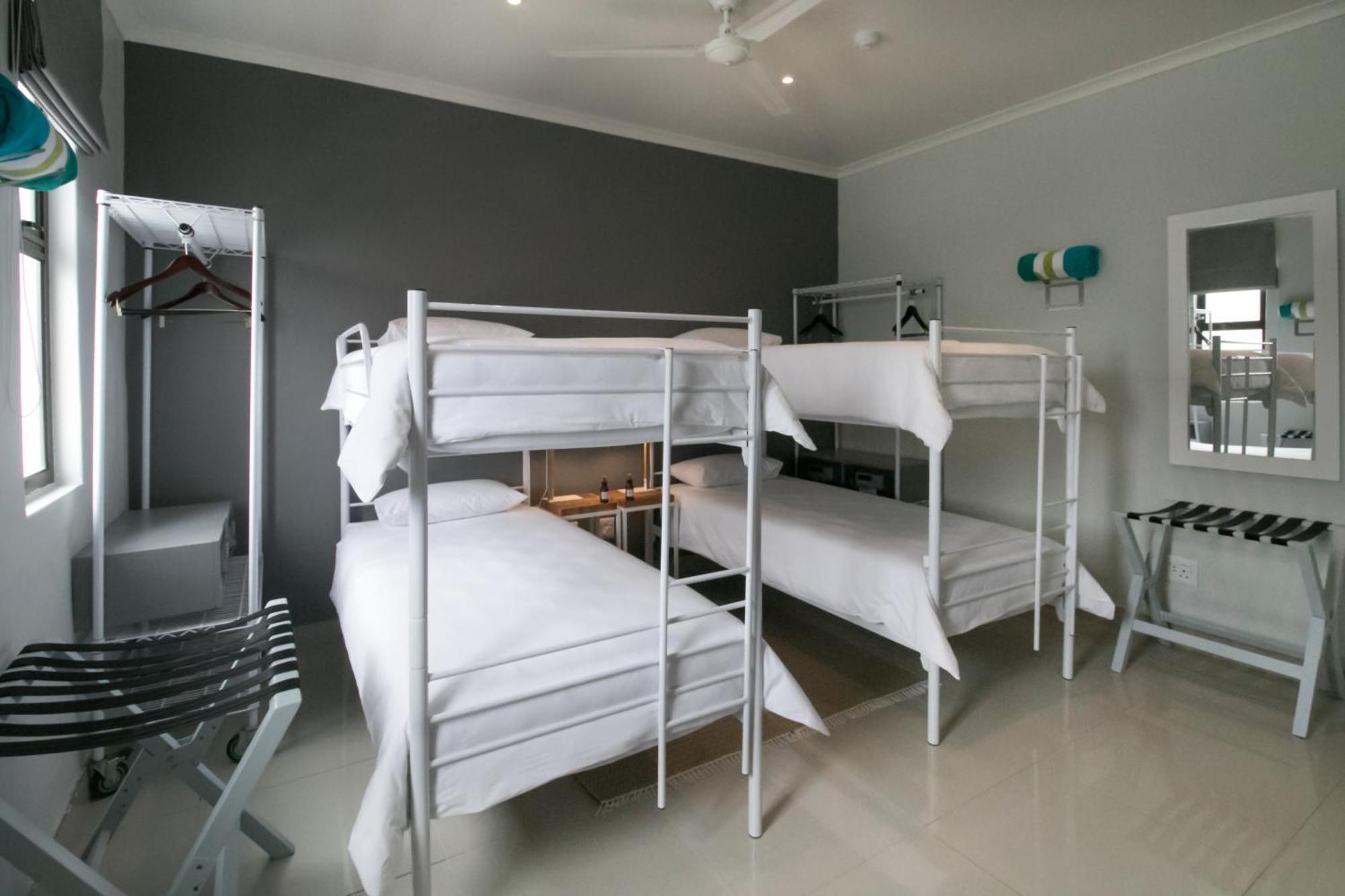Zzzone Boutique Hostel Hermanus Exterior foto