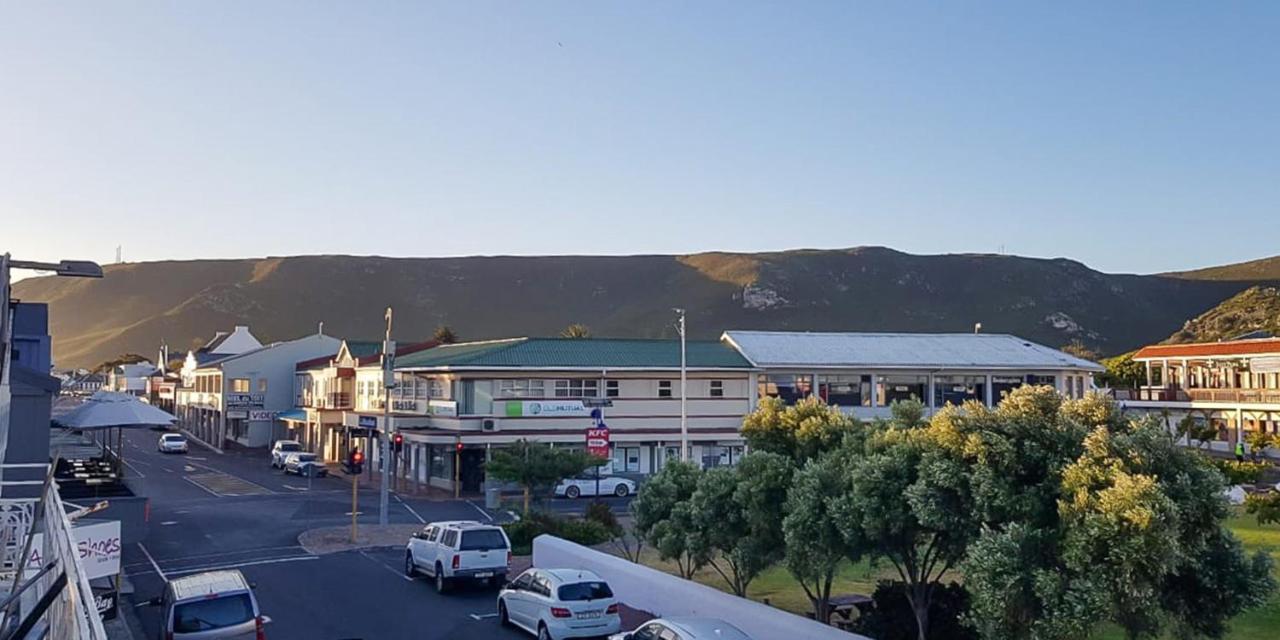 Zzzone Boutique Hostel Hermanus Exterior foto